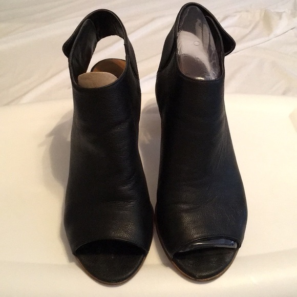 Steve Madden Black leather Nonstp - Picture 2 of 7